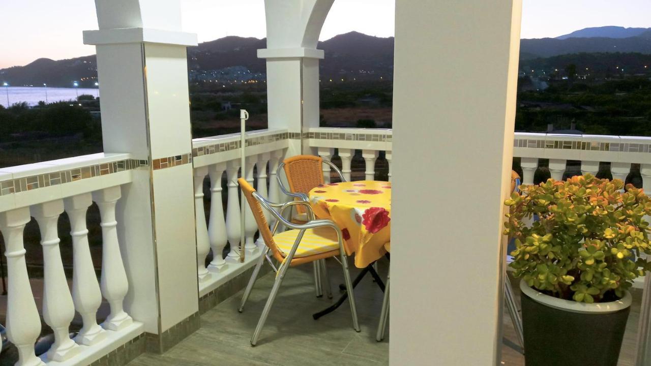 Apartamentos Starnerja En Stella Maris מראה חיצוני תמונה